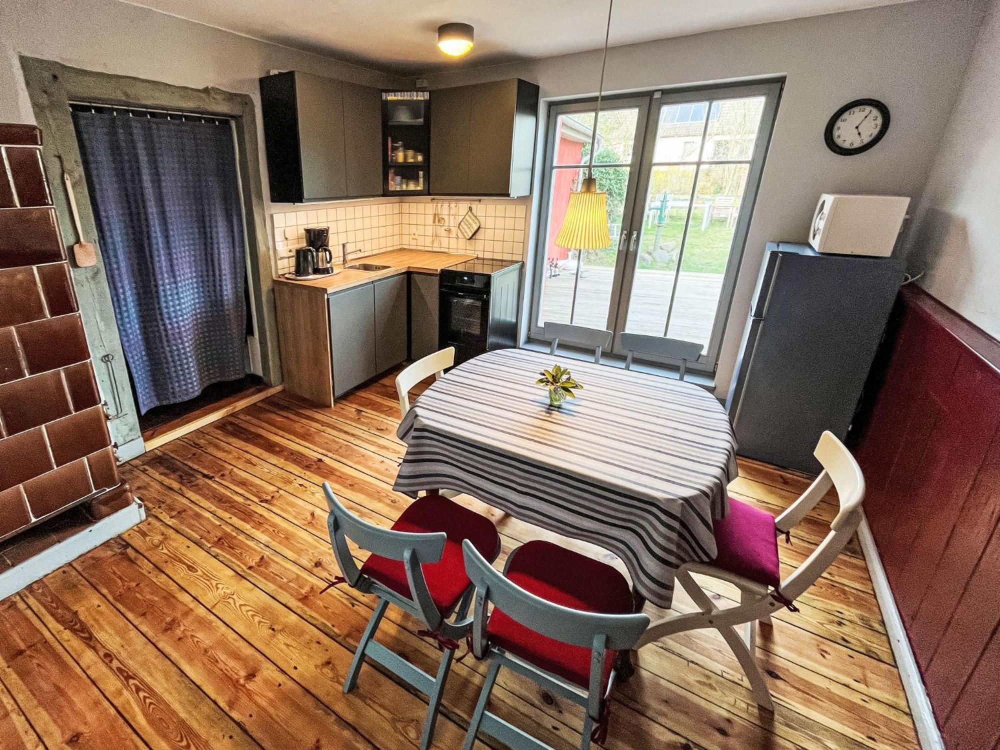 Holiday Home Kapitaenshaus Leo By Interhome Leopoldshagen Eksteriør billede