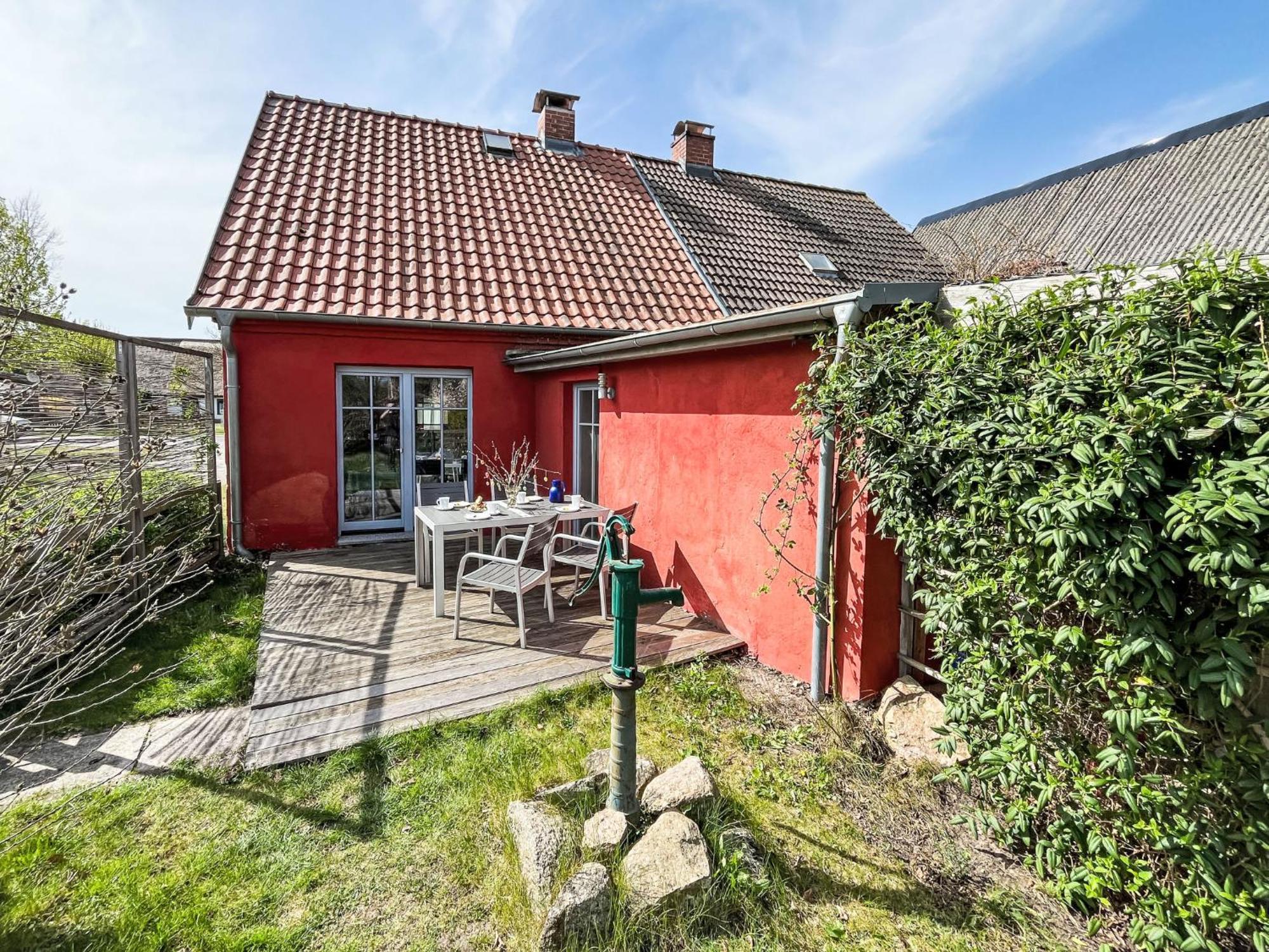 Holiday Home Kapitaenshaus Leo By Interhome Leopoldshagen Eksteriør billede